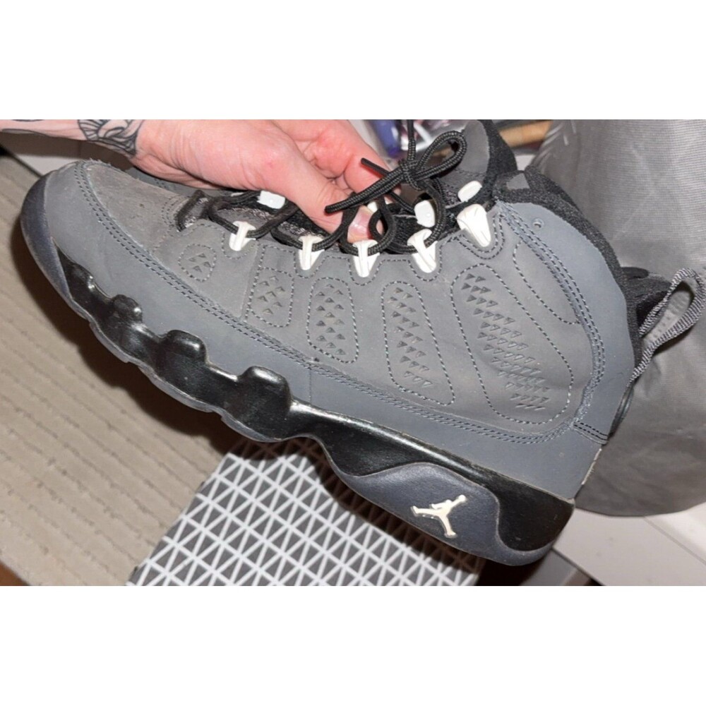 Jordan retro 9